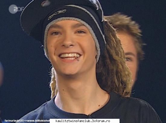 poze tom! :x:x:xasta una dintre pozele mele voi sweet e!!!!!!k iti&nbsp; vine mananci viu))))