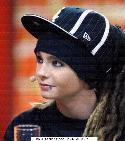 marilyn manson shi intrebare cik shia scos coasta sau rand coaste nustiu shi mine ...poi prea imi