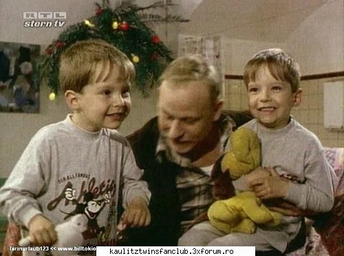 poze cand erau mici &nbsp; &nbsp; asta cand jucat filmu ala