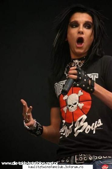poze funny kei tokio hotel :d:d Kiss 666