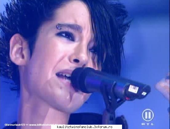 poze funny kei tokio hotel :d:d " mai vreau !!... mamiiii !!!"
