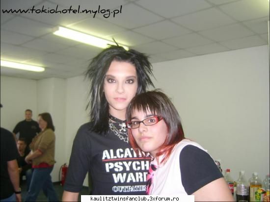 and fans.. iop molte poze..si cateva andreas ..d'ohh yuck urata asta